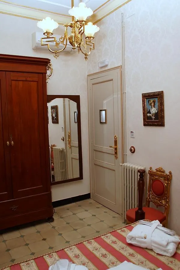 فندق Sitges Royal Rooms